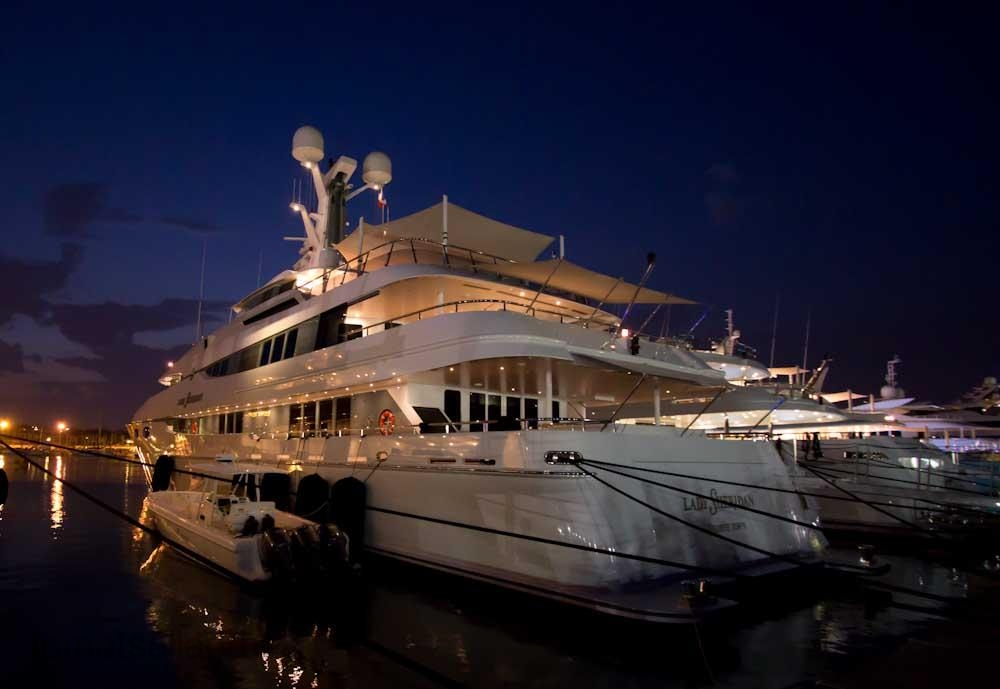 yacht-2