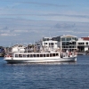 m/s Svea passerar mellan koön och Marstrandsön